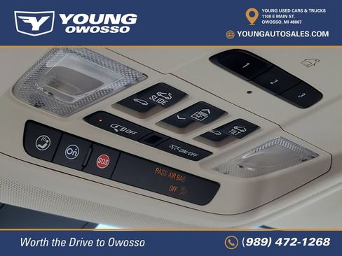 Used 2024 Buick Enclave Avenir w/ Avenir Technology Package AWD/4WD image 26