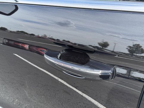 Used 2024 Lincoln Navigator L 4WD image 20