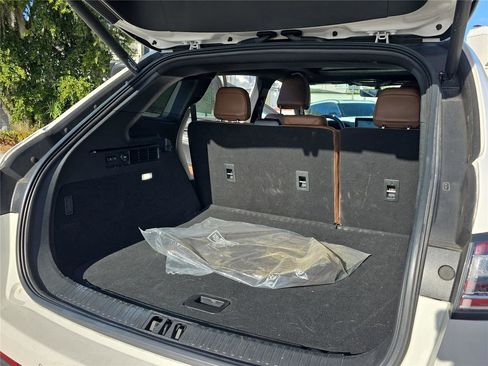 Used 2022 Lincoln Nautilus Reserve w/ Equipment Group 201A image 29