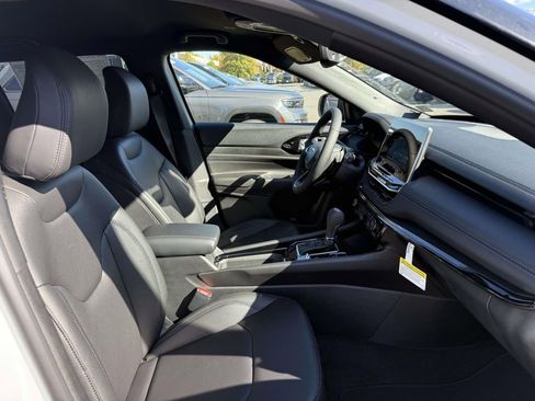 New 2026 Jeep Compass Limited AWD/4WD image 15