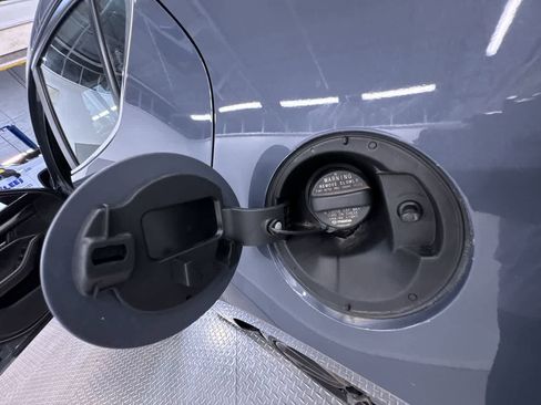 Used 2024 MAZDA MAZDA3 s image 39