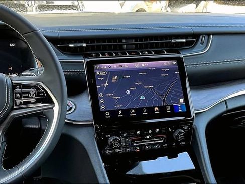 New 2025 Jeep Grand Cherokee Overland image 8