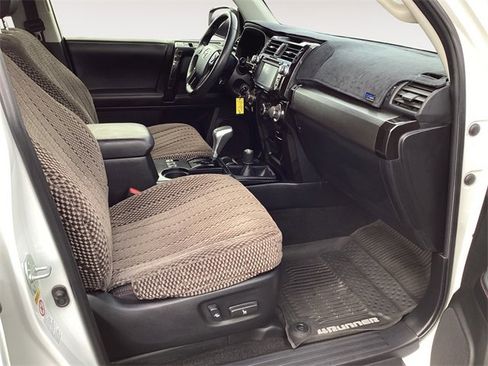 Used 2019 Toyota 4Runner TRD Off-Road Premium image 15