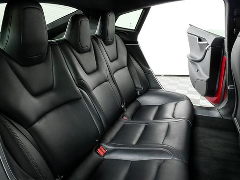 Used 2020 Tesla Model S Performance image 21