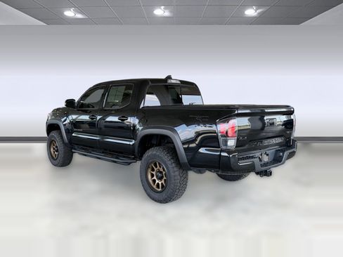 Used 2023 Toyota Tacoma TRD Pro AWD/4WD image 3