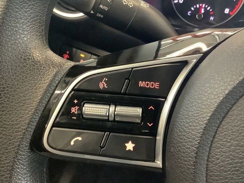 Certified 2023 Kia Forte LXS w/ LXS Technology Package image 14