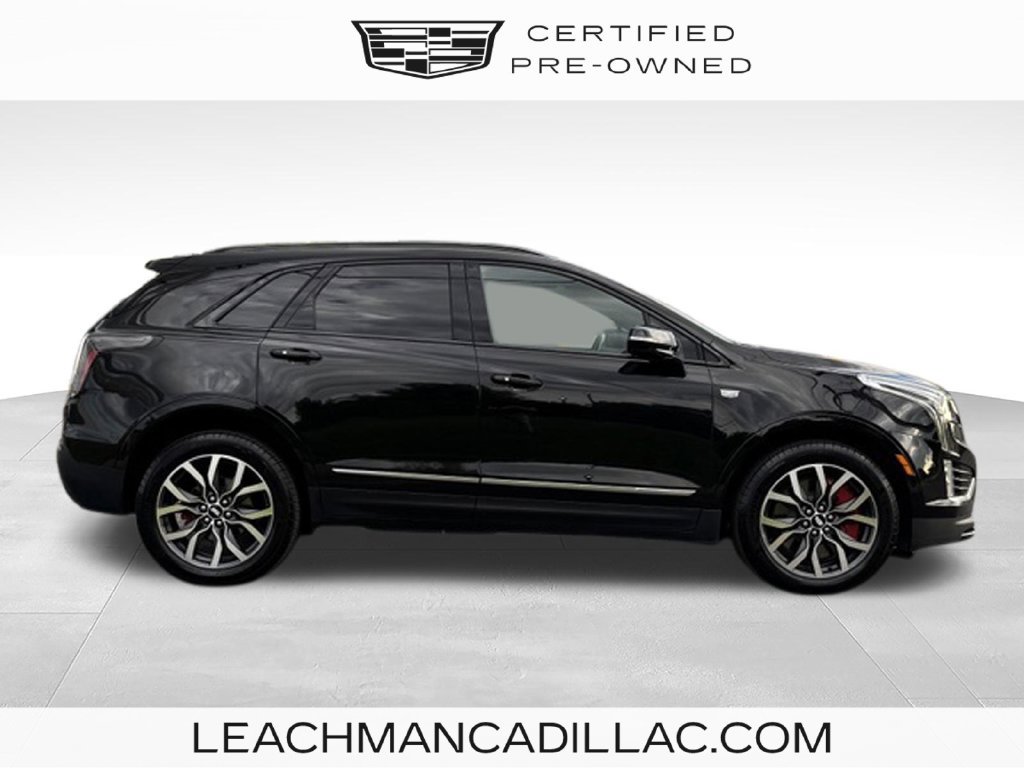 Certified 2023 Cadillac XT5 Sportv AWD/4WD image 2