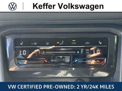 Certified 2023 Volkswagen Tiguan SE FWD image 23