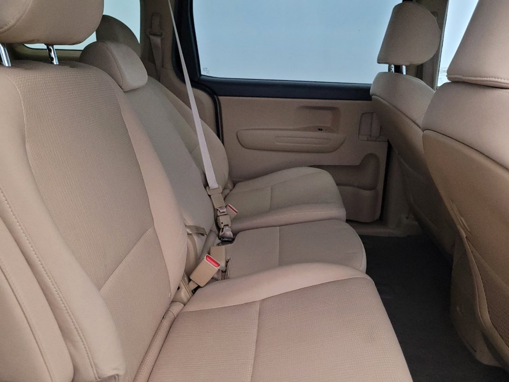 Used 2019 Kia Sedona LX FWD image 19