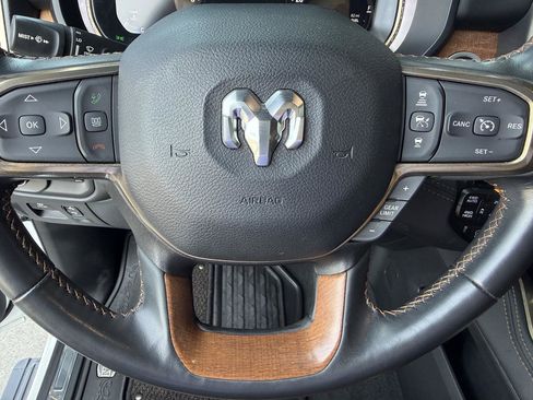 Used 2024 RAM 1500 Longhorn AWD/4WD image 20