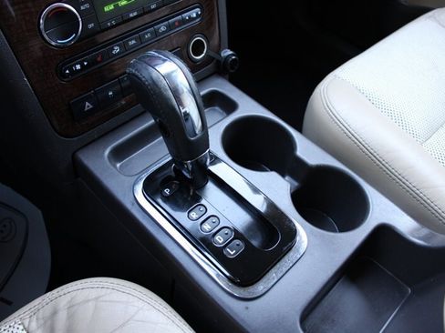 Used 2008 Ford Taurus X Eddie Bauer image 8