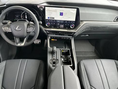 New 2026 Lexus TX 500h AWD image 11