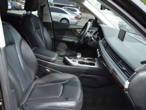 Used 2018 Audi Q7 2.0T Premium Plus w/ Premium Plus Package AWD/4WD image 24