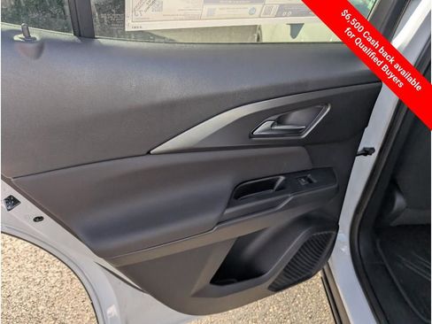 New 2026 Chevrolet Equinox EV LT w/ Comfort Package image 11