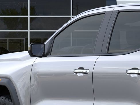 New 2026 GMC Canyon Denali AWD/4WD image 12