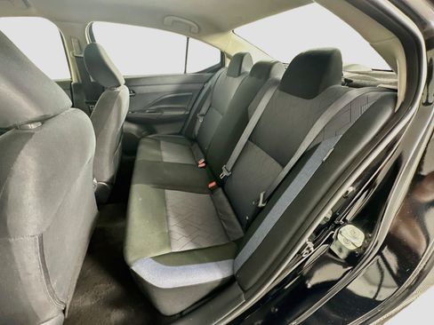 Used 2025 Nissan Versa SV FWD image 27