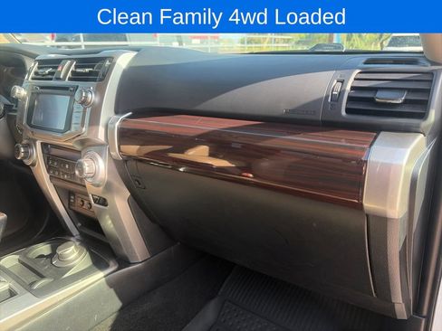 Used 2018 Toyota 4Runner Limited AWD/4WD image 31