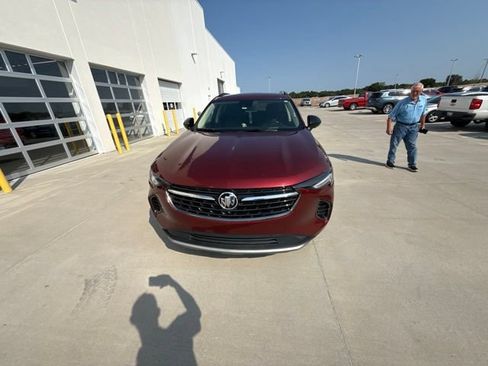 Used 2021 Buick Envision Essence w/ Technology Package I FWD image 8