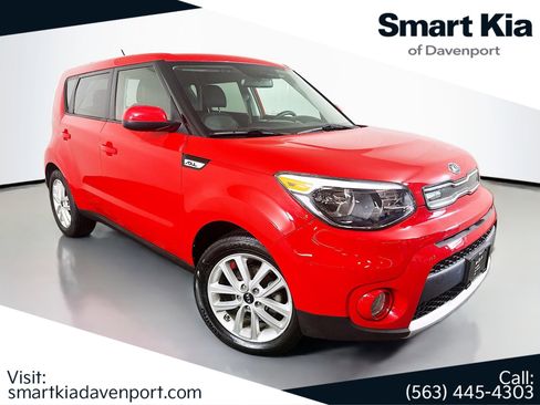 Used 2019 Kia Soul + image 1