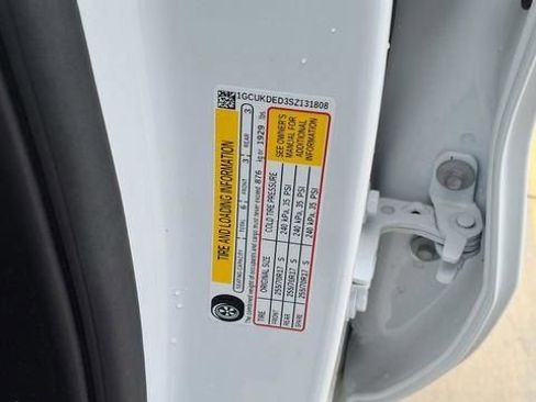 Used 2025 Chevrolet Silverado 1500 LT image 35