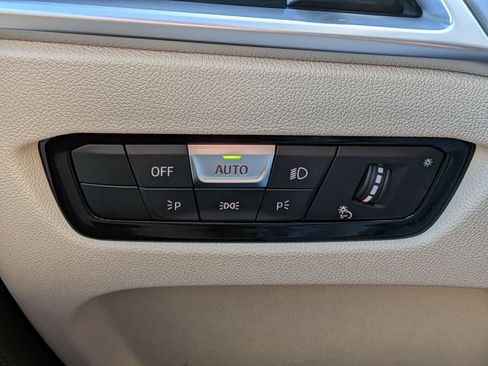 New 2026 BMW 330i xDrive Sedan w/ M Sport Package image 17