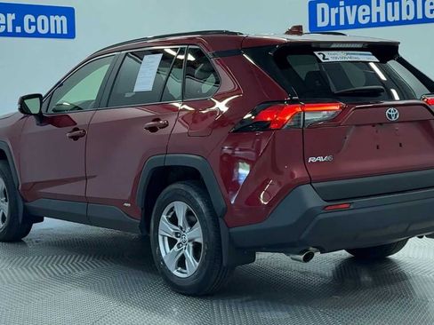 Used 2022 Toyota RAV4 XLE w/ Convenience Package AWD/4WD image 6