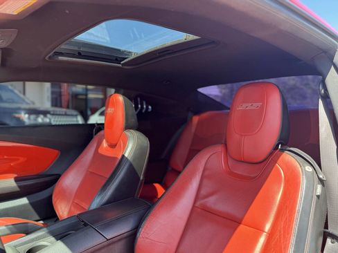 Used 2011 Chevrolet Camaro SS RWD image 15