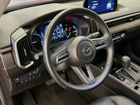 Used 2025 MAZDA CX-50 AWD 2.5 Hybrid w/ Premium Pkg image 18