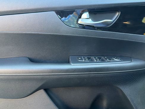 Used 2019 Kia Forte S FWD image 14