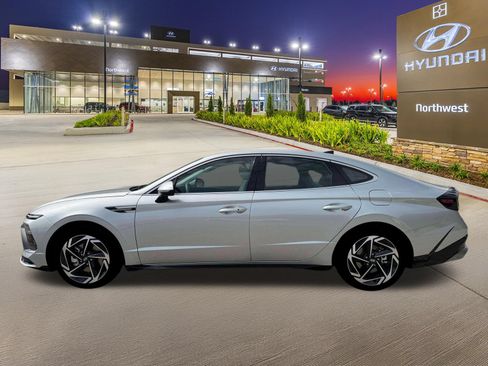Used 2026 Hyundai Sonata SEL FWD image 3