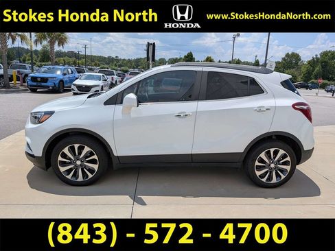 Used 2021 Buick Encore Preferred w/ Safety Package FWD image 13