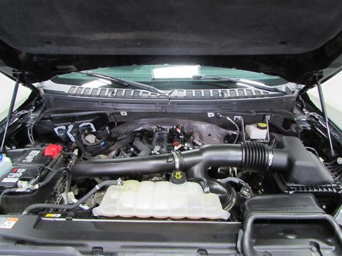 Certified 2024 Ford Expedition Platinum AWD/4WD image 10