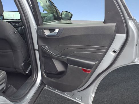 Used 2023 Ford Escape Active w/ Tech Pack #2 AWD/4WD image 11