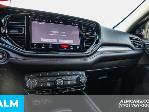 Used 2024 Dodge Durango GT image 43