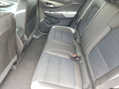 Used 2025 Buick Envista Preferred w/ Convenience II Package FWD image 34