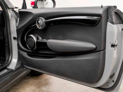 Used 2020 MINI Cooper S image 34