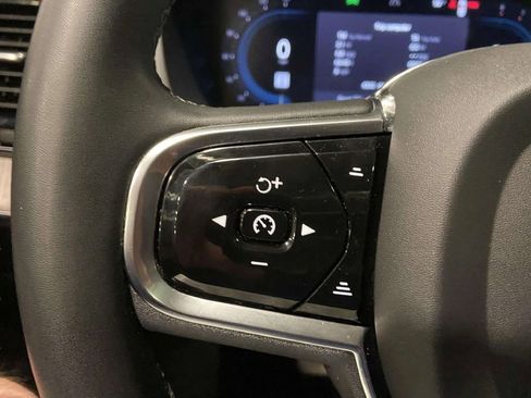Used 2023 Volvo XC90 B6 Ultimate image 45