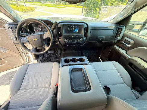 Used 2018 Chevrolet Silverado 3500 W/T RWD image 21