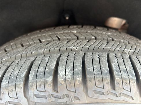 Used 2019 Mercedes-Benz GLC 300 4MATIC image 28