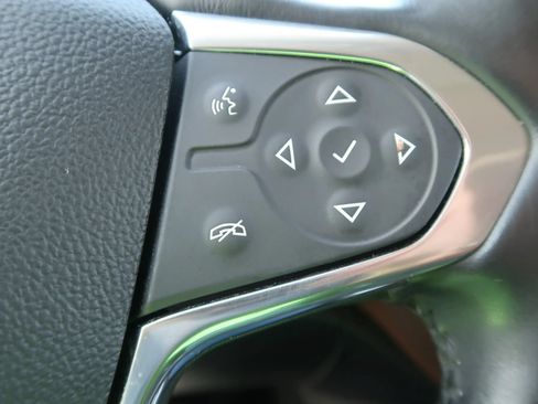 Used 2021 Chevrolet Traverse High Country FWD image 44