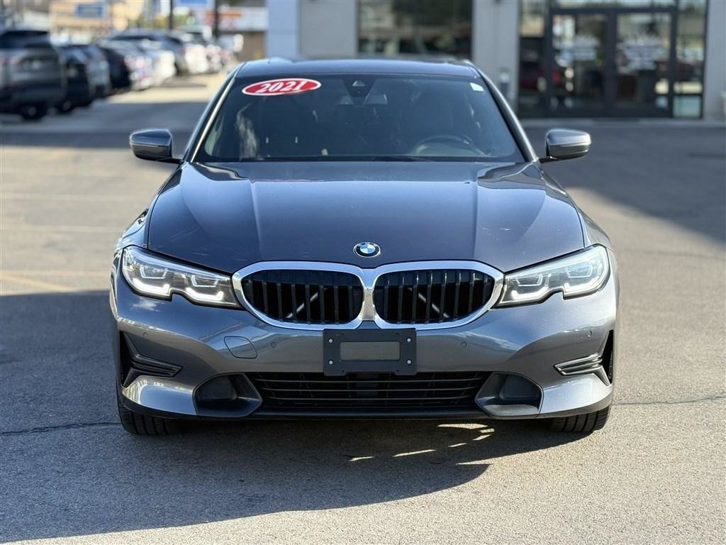 Used 2021 BMW 330i xDrive Sedan AWD/4WD image 2
