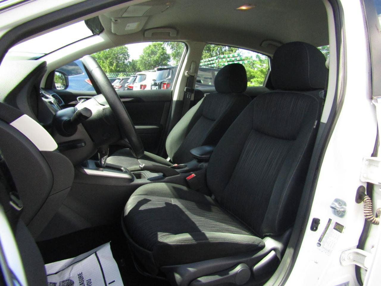 Used 2019 Nissan Sentra SV FWD image 12