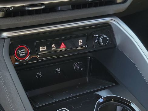 New 2026 Audi SQ5 Premium Plus AWD/4WD image 13