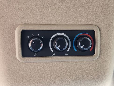Certified 2025 Chevrolet Express 3500 LS RWD image 19