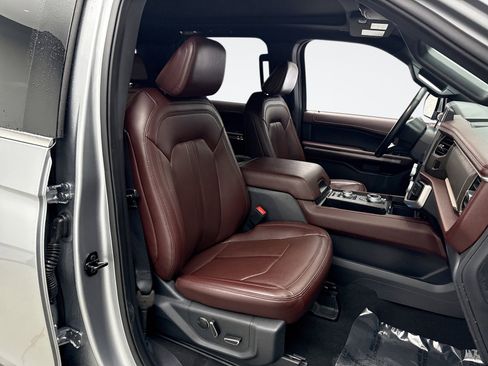 Used 2024 Ford Expedition Max Limited image 16