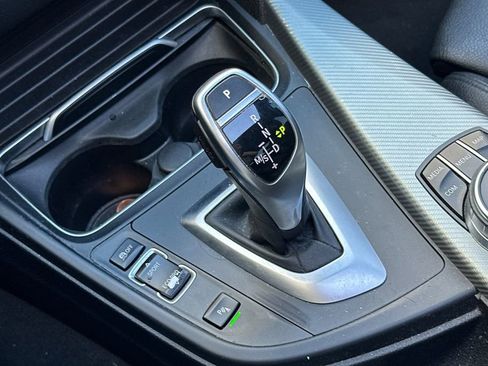 Used 2018 BMW 330i w/ M Sport Package image 23