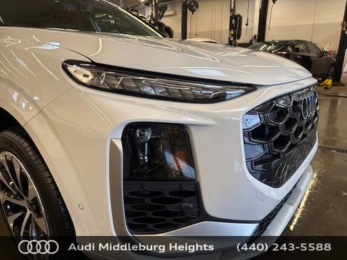 Used 2026 Audi Q3 quattro 2.0T AWD/4WD image 42