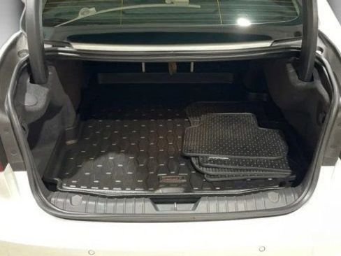 Used 2022 Jaguar XF R-Dynamic SE image 13