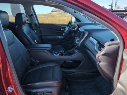 Used 2023 GMC Acadia AT4 w/ Technology Package image 29