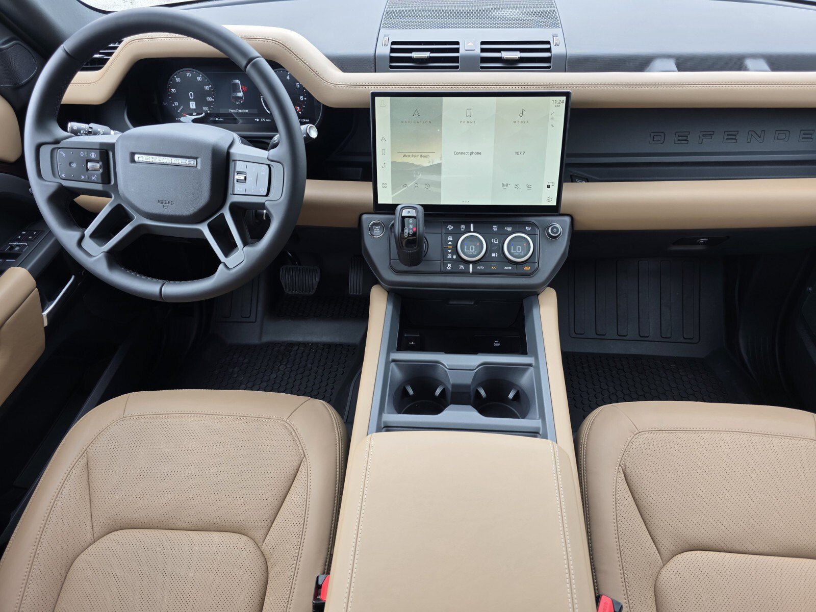 Used 2026 Land Rover Defender 130 S AWD/4WD image 4